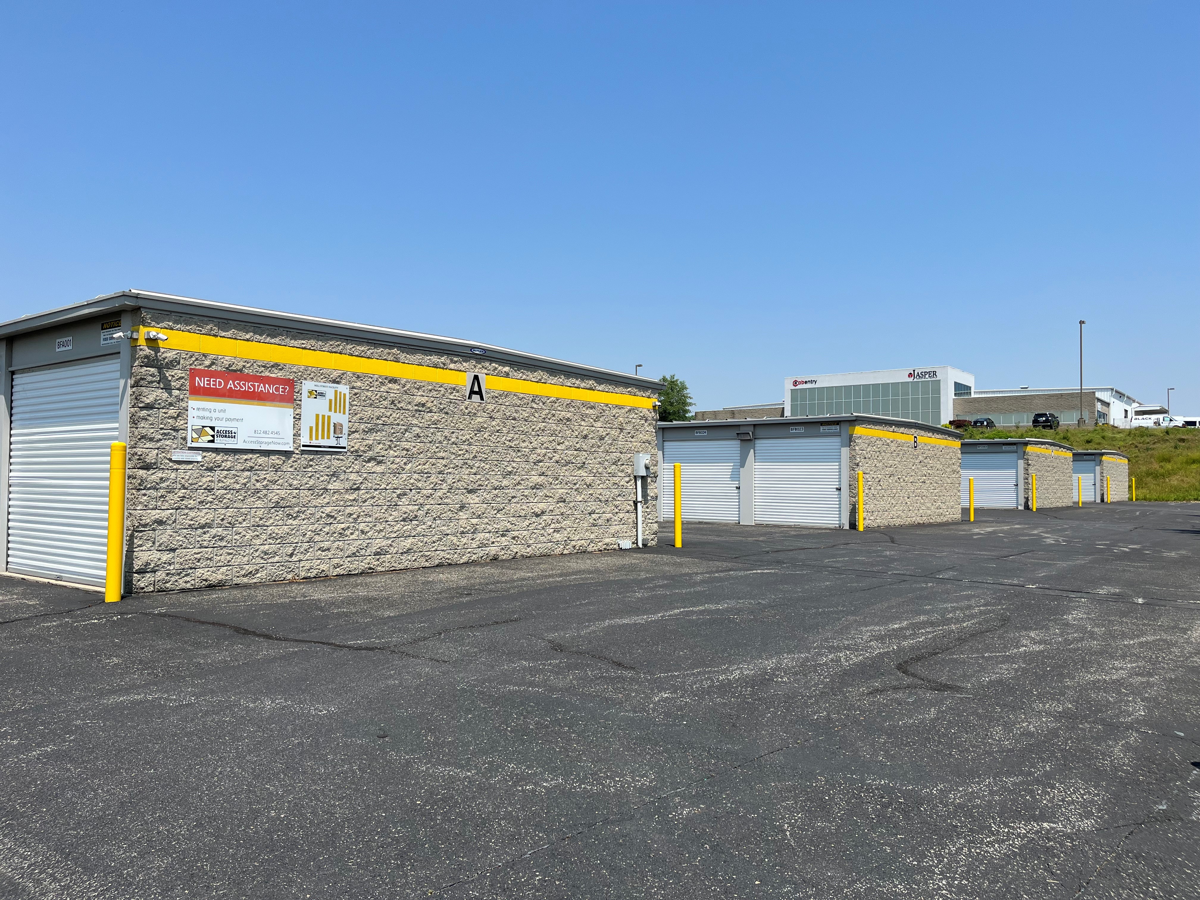 large self storage units available jasper, in